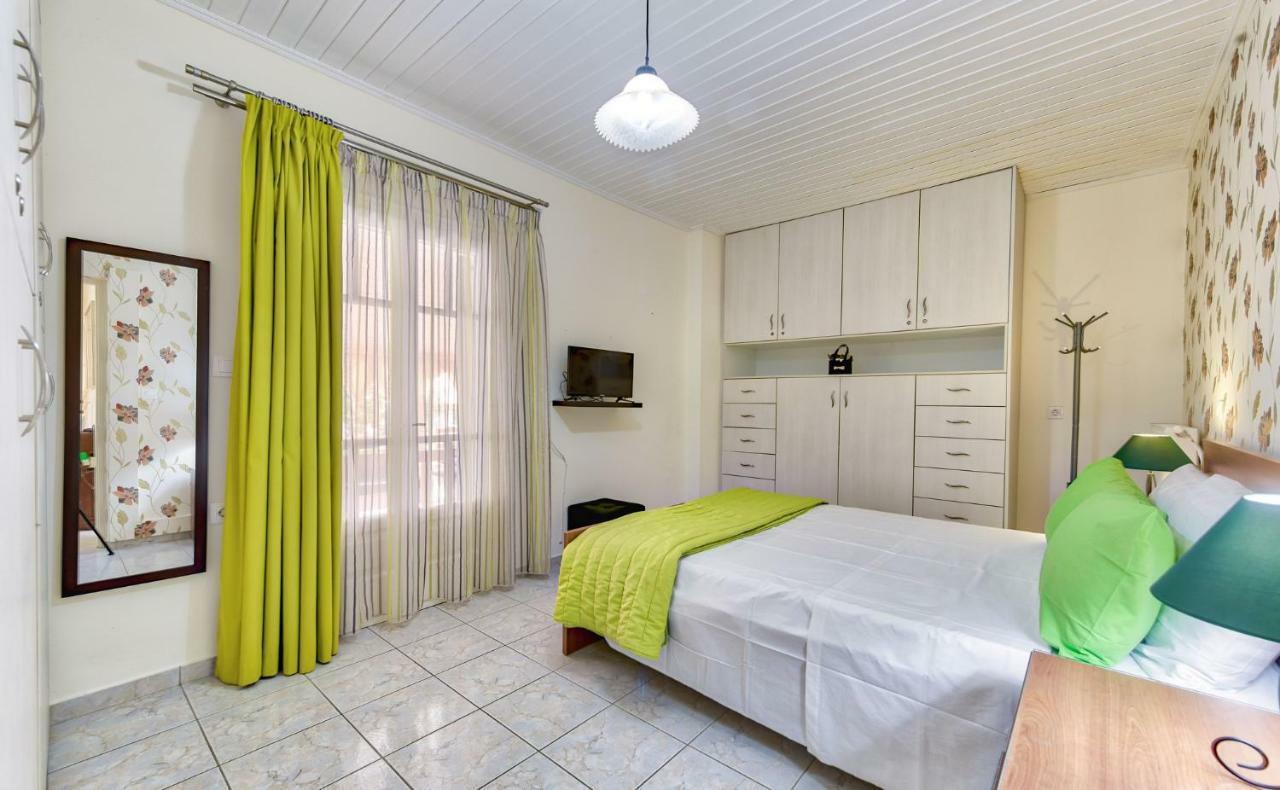 Ina Apartment Kalamákion Eksteriør billede